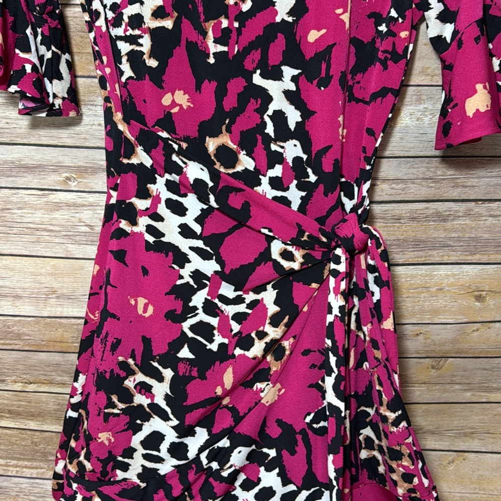 Notations faux wrap Stylish Pink and Black Animal Print Dress - Picture 3 of 8